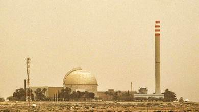صحيفة عبرية تكشف عن إصابة “مفاعل ديمونا النووي” بصواريخ إيران